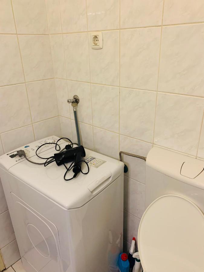 Onyx Apartment With Free Private Garage + Ac Будапеща Екстериор снимка